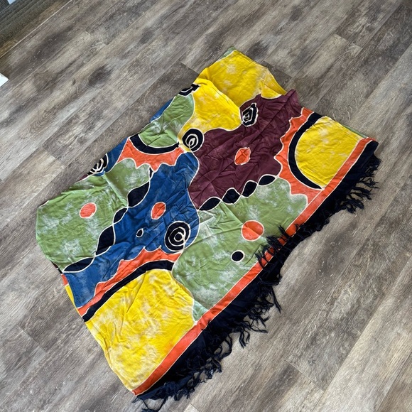 Colorful Abstract Patterned Sarong - Picture 1 of 3